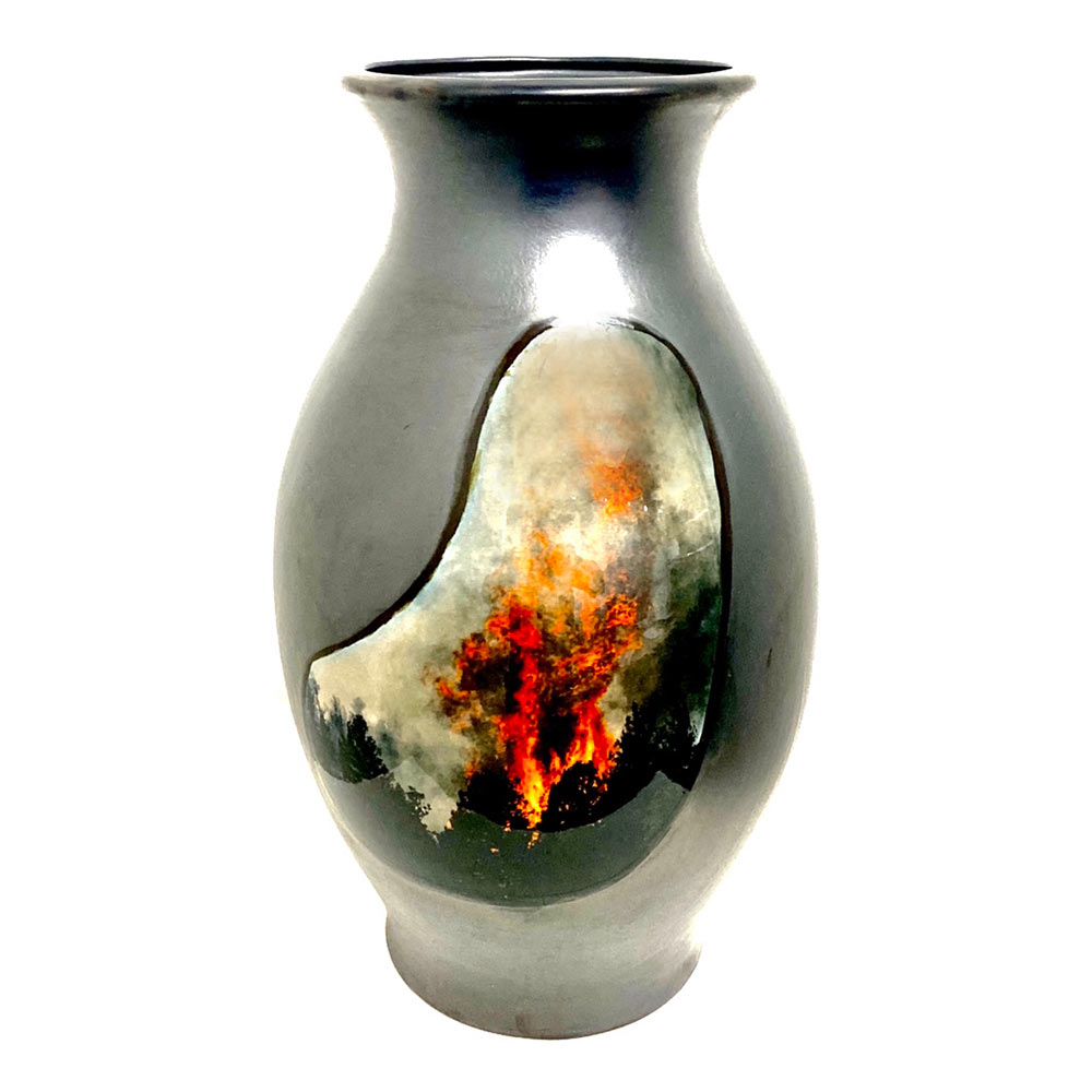 The Fires, 40 x 20 x 20 cm, ceramics (front)